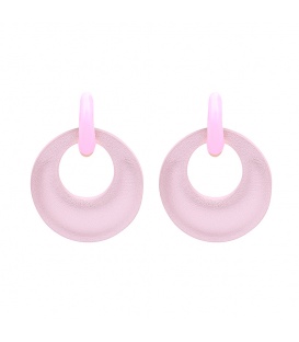 Roze oorbellen met iriserend effect