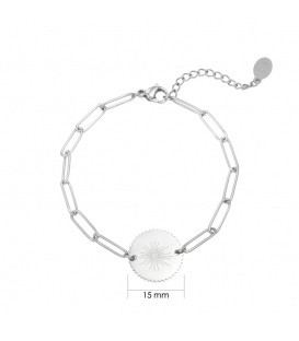 Zilverkleurige schakelarmband met een ronde bedel en een oog als afbeelding