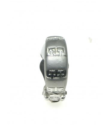 Zilverkleurige metalen oorclips met motief