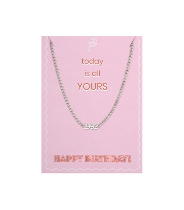 Zilverkleurige halsketting met geboortejaar 1992 en verjaardagskaart