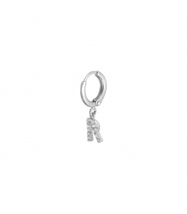 Zilverkleurige oorbel met zirkonia steentjes en initiaal R