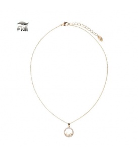 Goudkleurige ketting met ronde hanger met kleine steentjes