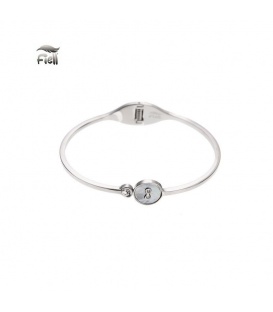 Zilverkleurige spang armband met cirkel en een steentje