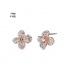Roségoudkleurige oorknopjes in de vorm van een bloem met steentjes