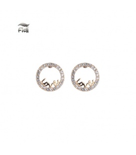 Goudkleurige ronde oorknopjes met kleine steentjes en 'LOVE'