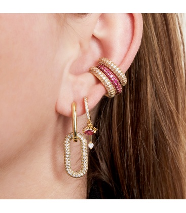 Goudkleurige earcuff met paarse zirkoonsteentjes