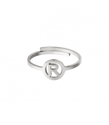 Zilverkleurige ring met initiaal R in cirkel