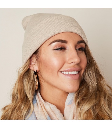 Mooie beige wintermuts (beanie)