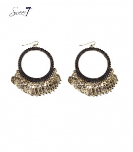 Goudkleurige oorbellen met bladeren als hanger