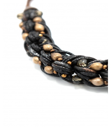 Bruin gevlochten halsketting met verschillende kralen