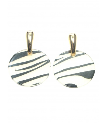 Goudkleurige oorbellen met ronde gestreepte zebra hanger