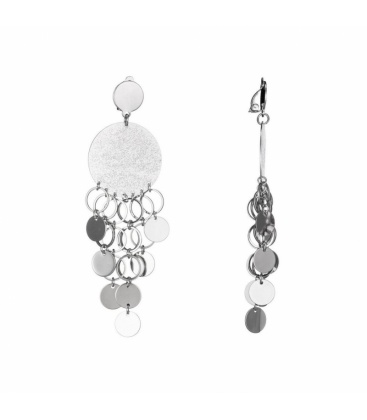 Zilverkleurige oorclips met een mooie hanger