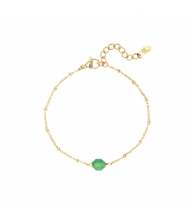 Goudkleurige armband met een groene steen
