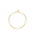 Armband met goudkleurige kralen en witte klavertjes