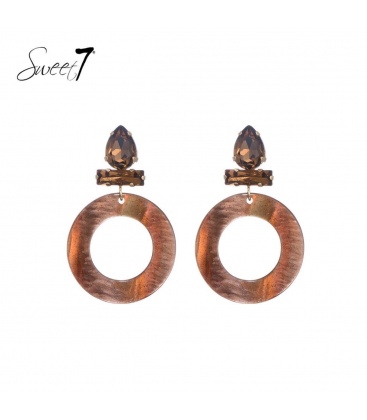 Bruine oorhangers met zirconia steentjes