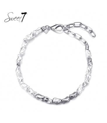 Zilverkleurige korte halsketting