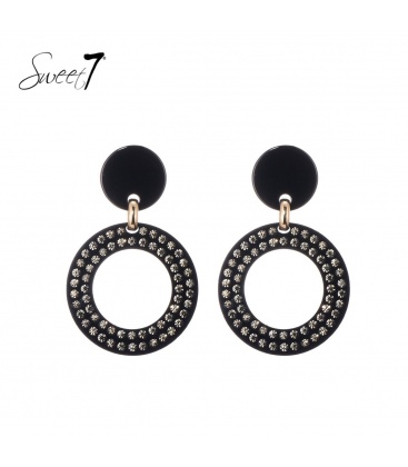 Zwarte oorhangers met heldere straas steentjes