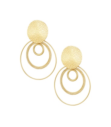 Goudkleurige oorhangers met cirkels en een bedrukt oorstukje