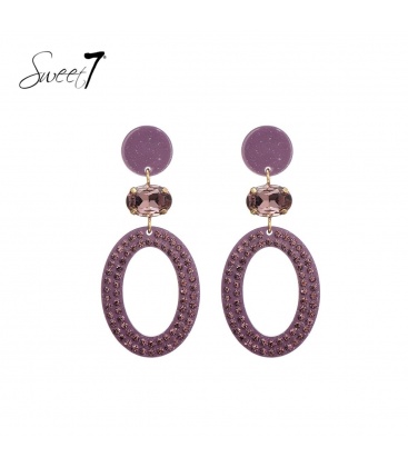 Paarse oorhangers met glas steentjes en een ovaal element