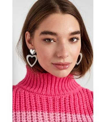 Goudkleurige oorhangers met 2 harten 