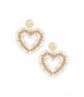 Beige gekleurde harten oorhangers met glas kralen en koord