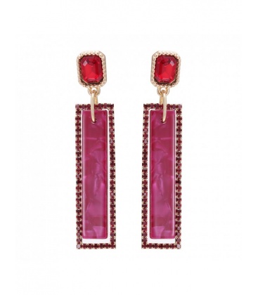 Rood paarse oorclips met print en een strass stenen rand om de hanger