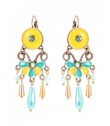 Oorbellen met geel, groene accenten en kralen