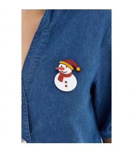 Sneeuw pop broches met groen sjaaltje en kerstmuts