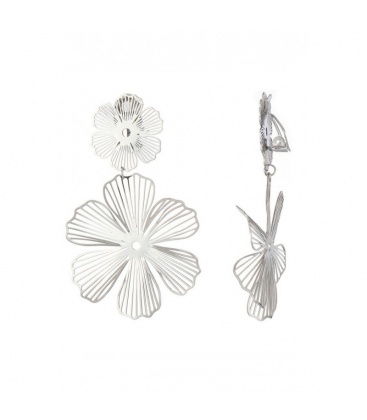 Oorclips zilverkleurig met een open bloem motief