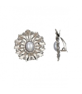 Zilverkleurige oorclips met een mooie gekartelde rand 