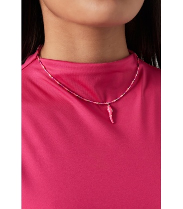 Fuchsia roze kralen halsketting met een peper hanger