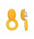 Gele oorclips met een ronde hanger