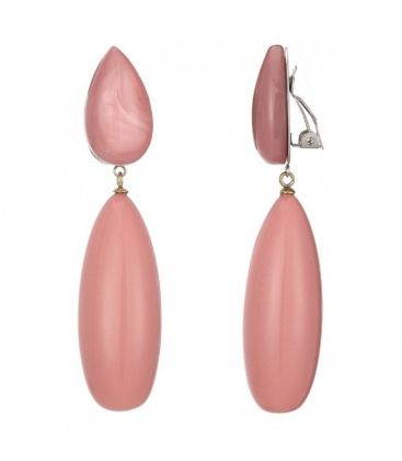 Oorclips roze gemaakt van hars