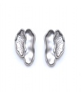 Zilverkleurige oorclips met een glad motief en een gehamerd design