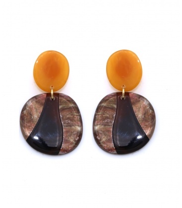 Mooie oorclips bruin met een ovaal oranje oor stukje