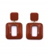 Roest bruine oorclips met een vierkant design