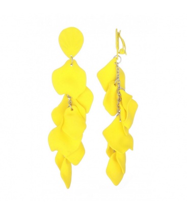 Gele lange oorclips met leuke hangertjes