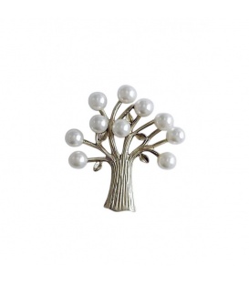 Zilverkleurige broche in levensboom motief met witte parels
