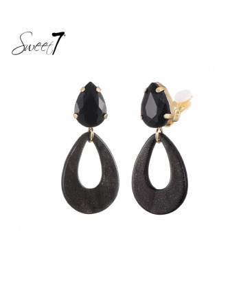 Zwarte oorclips met een ovale hanger en een glas steentje