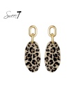 Trendy oorhangers met luipaardprint en goudkleurige schakels