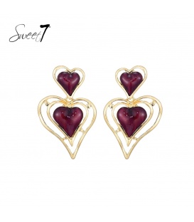 Oorhangers met rode harten en goudkleurige omlijsting