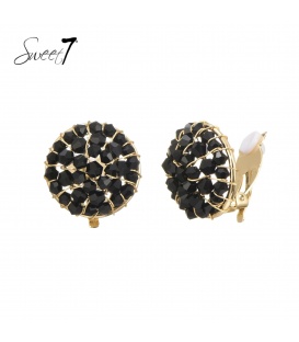 Oorclips met zwarte facetkralen in goudkleurige setting