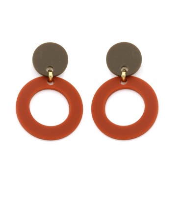 Oorclips met matte roestkleur en bruin oor stukje