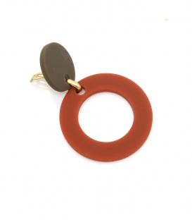 Oorclips met matte roestkleur en bruin oor stukje