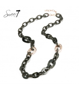 Groene lange halsketting met marmerlook en goudkleurige schakels