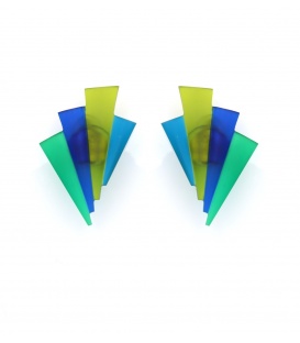 Oorclips met transparante kleurvlakken in de vorm van een waaier
