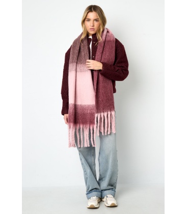 Gekleurde bruine sjaal met franjes in warme tinten