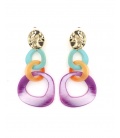 Oorclips met gekleurde schakels en goudkleurige detail