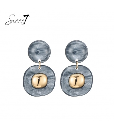 Oorbellen grijs marmer met goudkleurig accent in het midden