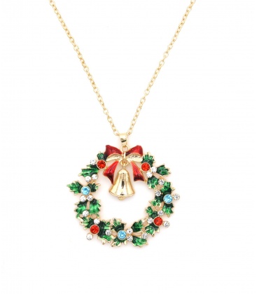 Kerstsieraden set, halsketting, oorbellen en een broche 